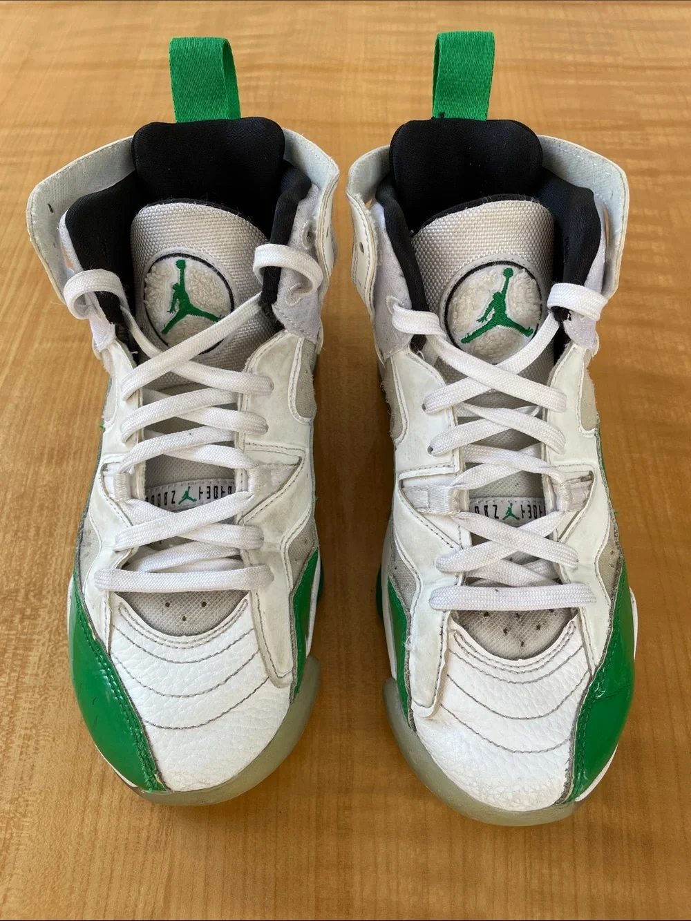 Air Jordan Jumpman Two Trey White Lucky Green Size 5Y Kids Shoes NBA Basketball